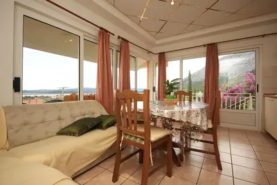 Image de Appartement de deux chambres avec le balcon et la vue sur le mer Orebic, Peljesac (A-648-a)