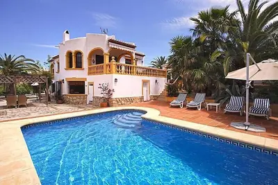 Image de Belle villa confortable à Javea, Costa Blanca, Espagne avec piscine privée pour 4 personnes