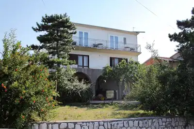 Appartement de deux chambres avec le balcon et la vue sur le mer Novi Vinodolski (A-5537-b)