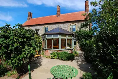 Image de Folly Cottage - Deux Chambres Maison, Couchages 4
