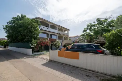 Image de Appartement d'une chambre avec la terrasse Povljana, Pag (A-227-a)