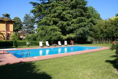 Image de Maison de vacances élégante avec jardin
