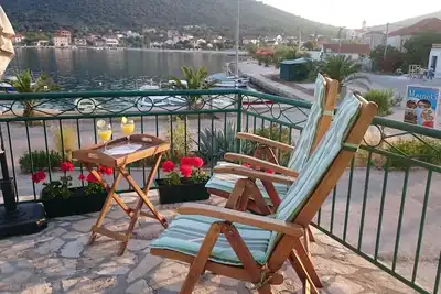Image de Maison de vacances près de la mer Vinisce, Trogir (K-12066)