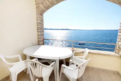 Image de Appartement de deux chambres prés de la plage Kozino, Zadar (A-5803-b)