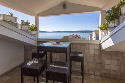 Garçonnière avec la terrasse et la vue sur le mer Selce, Crikvenica (As-4802-b)