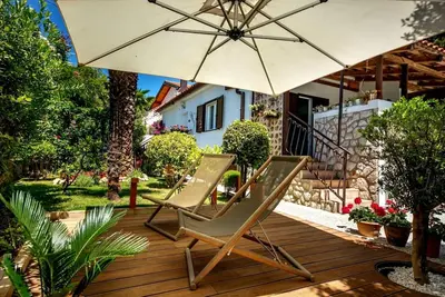 Image de Appartement d'une chambre avec la terrasse Artatore, Losinj (A-8020-a)