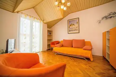 Image de Appartement d'une chambre avec le balcon et la vue sur le mer Bol, Brac (A-12980-a)