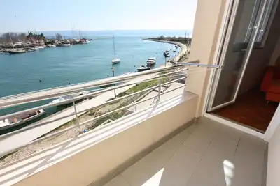 Image de Appartement d'une chambre avec le balcon et la vue sur le mer Omis (A-6073-a)