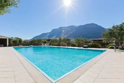 Image de Tenute Aversa - Ferme avec piscine à Castellammare del Golfo, Sicile