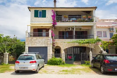 Image de Appartement d'une chambre prés de la plage Sucuraj, Hvar (A-566-a)