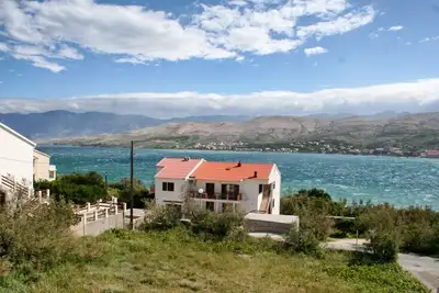 Image de Appartement de deux chambres avec la terrasse et la vue sur le mer Pag (A-532-b)