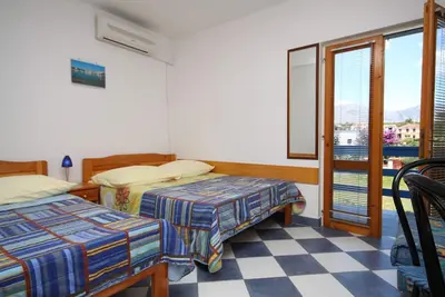 Image de Garçonnière avec le balcon Sucuraj, Hvar (As-6852-f)