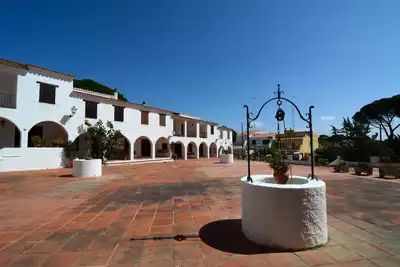 Image de PLAÇA Dels Pous 3