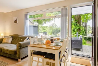 Image de Whistles - Deux Chambres Maison, Couchages 3