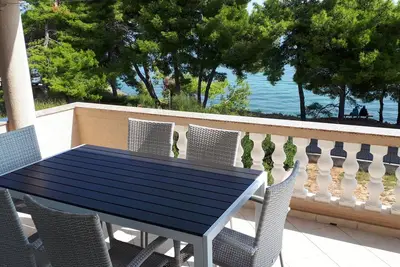 Image de Appartement de deux chambres prés de la plage Tkon, Pasman (A-8454-a)