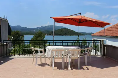 Image de Appartement de deux chambres prés de la plage Luka Dubrava, Peljesac (A-284-a)