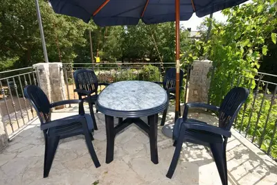 Image de Appartement d'une chambre avec la terrasse Pinezici, Krk (A-5464-d)
