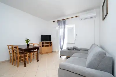 Image de Appartement de deux chambres avec la terrasse et la vue sur le mer Zubovici, Pag (A-9365-d)