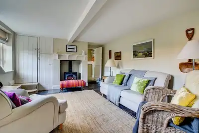 Image de Rose Cottage - Deux Chambres Maison, Couchages 4