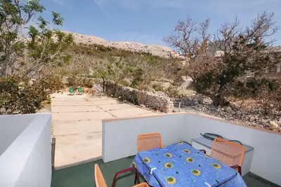 Image de Appartement d'une chambre avec la terrasse Metajna, Pag (A-6421-c)