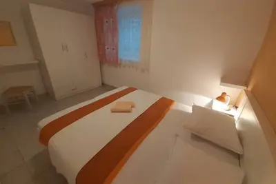 Image de Appartement d'une chambre avec la terrasse Gradac, Makarska (A-11332-a)