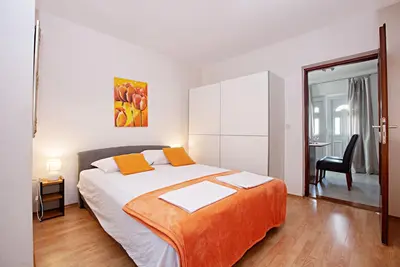 Image de Appartement d'une chambre avec la terrasse Vodice (A-12721-b)