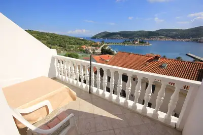 Image de Appartement d'une chambre avec la terrasse et la vue sur le mer Vis (A-8531-b)