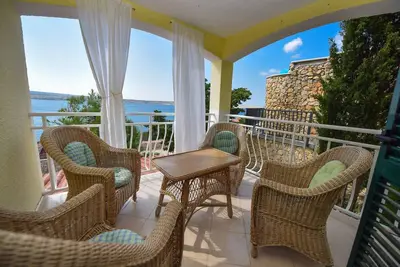 Image de Appartement de deux chambres avec la terrasse et la vue sur le mer Vidalici, Pag (A-9393-a)