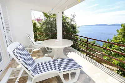 Image de Appartement de trois chambres prés de la plage Pisak, Omis (A-1014-a)