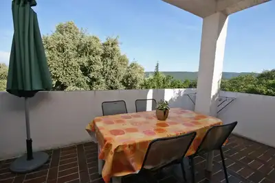Image de Appartement d'une chambre avec la terrasse et la vue sur le mer Cizici, Krk (A-5469-b)
