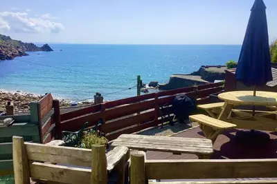 Image de The Magazine - Deux Chambres Maison, Couchages 4