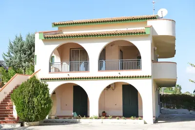 Image de Appartement dans villa en bord de mer