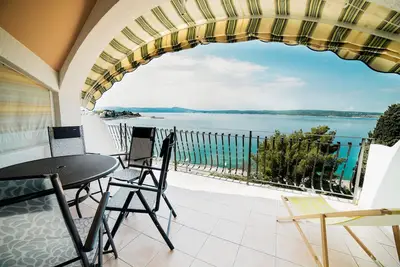 Appartement de deux chambres prés de la plage Selce, Crikvenica (A-2364-a)