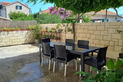 Image de Appartement d'une chambre avec la terrasse Postira, Brac (A-9241-a)