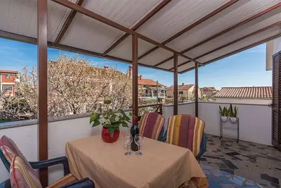 Appartement de deux chambres avec la terrasse Novigrad (A-2536-a)