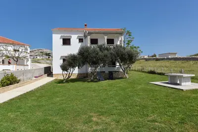 Image de Appartement d'une chambre prés de la plage Kustici, Pag (A-6353-b)
