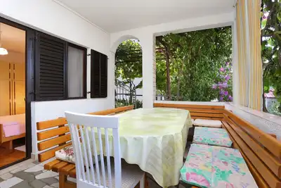 Image de Appartement de deux chambres avec la terrasse Okrug Gornji, Ciovo (A-1069-a)