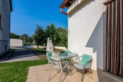 Image de Appartement d'une chambre avec la terrasse Banjole, Pula (A-2258-b)