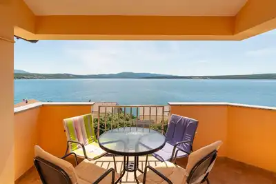 Image de Appartement de deux chambres avec la terrasse et la vue sur le mer Posedarje, Novigrad (A-6162-c)