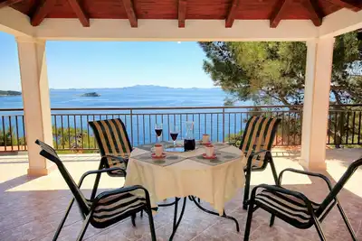 Image de Appartement de deux chambres prés de la plage Prizba, Korcula (A-10061-a)