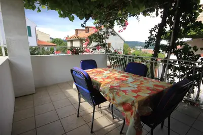 Image de Garçonnière avec la terrasse et la vue sur le mer Vis (As-2476-b)