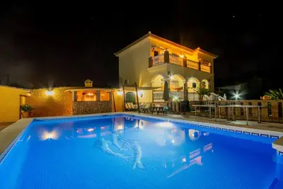 Image de Cubo's Villa Torre Encina / climatisation / wifi gratuit / piscine privée / terrasse