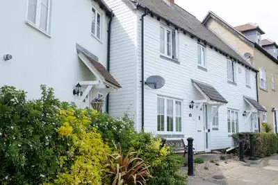 Image de Waterfront Cottage dans le charmant village de Rowhedge, près de Mersea Island