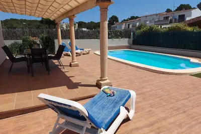 Magnifique villa avec piscine privée, 3 chambres, 2sdb, Wififree