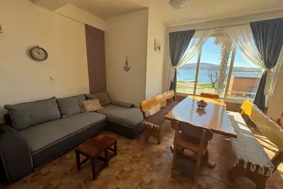 Image de Appartement d'une chambre prés de la plage Seline, Paklenica (A-6528-b)