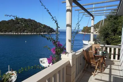 Image de Garçonnière prés de la plage Zaklopatica, Lastovo (As-8346-a)