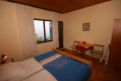 Image de Appartement de trois chambres prés de la plage Starigrad, Paklenica (A-6589-a)