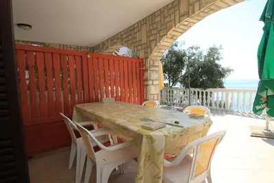 Image de Appartement d'une chambre prés de la plage Zdrelac, Pasman (A-8406-b)