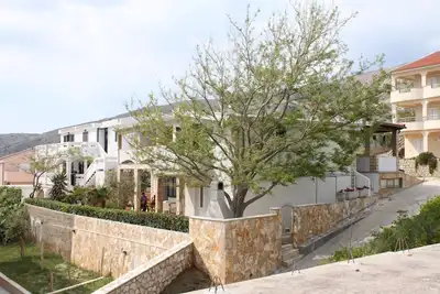 Image de Appartement d'une chambre avec la terrasse et la vue sur le mer Pag (A-6326-b)