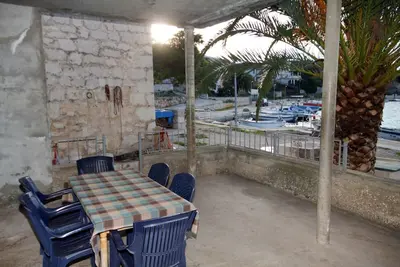 Image de Appartement de quatre chambres prés de la plage Razanj, Rogoznica (A-5945-a)